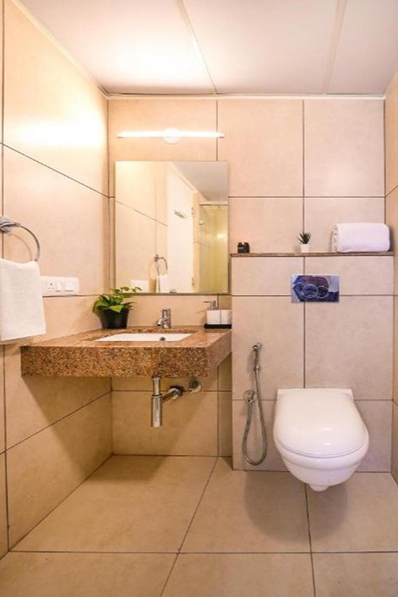 Wandr Hotel- Near Mg Road Bangalore Esterno foto